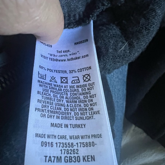 TED BAKER charcoal gray bomber style jacket knit size 3 - Picture 5 of 5